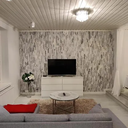 Arena - Own Sauna, In The Heart Of Near To Nokia Arena Апартаменты Тампере